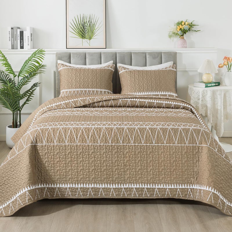 Andency Taupe California King Quilt Set, 3 Pieces Boho Lightweight Soft Striped Cal King Bedspread for All Season (112"x104"), Printed Bohemian Microfiber Reversible Coverlet Comforter Sets - Image 1