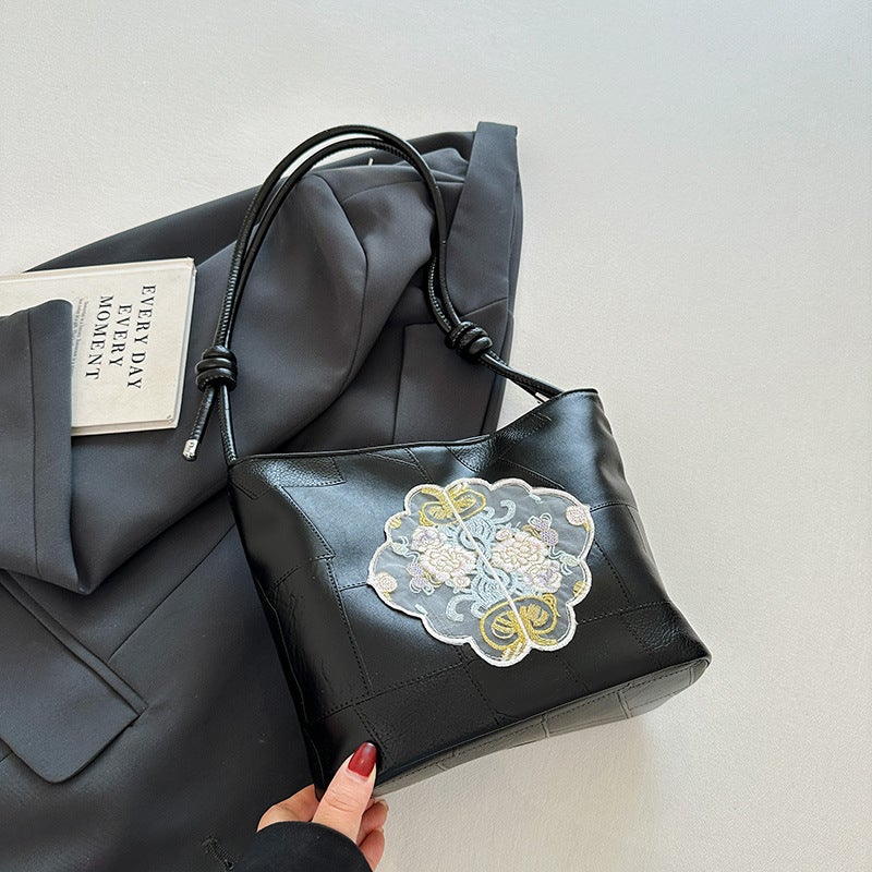 New Chinese Style National Style Embroidered Bag Women'S Fashion Commuter Crossbody Bag Niche Antique Shoulder Bucket Bag - Image 1