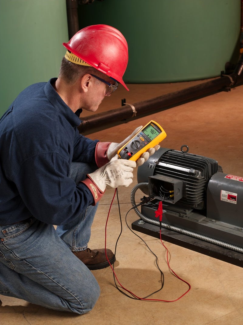 Fluke 1507 Digital Megohmmeter Insulation Resistance Tester, For Advanced Industrial and Electrical Insulation Testing, Offers Multiple Insulation Test Voltages: 50 V, 100 V, 250 V, 500 V, and 1000 V - Image 4