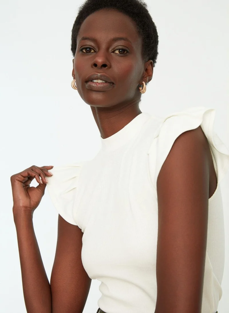 trendyol Flute Sleeve Crop Top