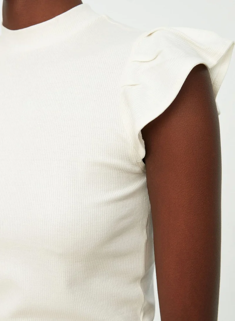 trendyol Flute Sleeve Crop Top