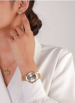 A set of watch, pendant and earrings in the shape of a rose