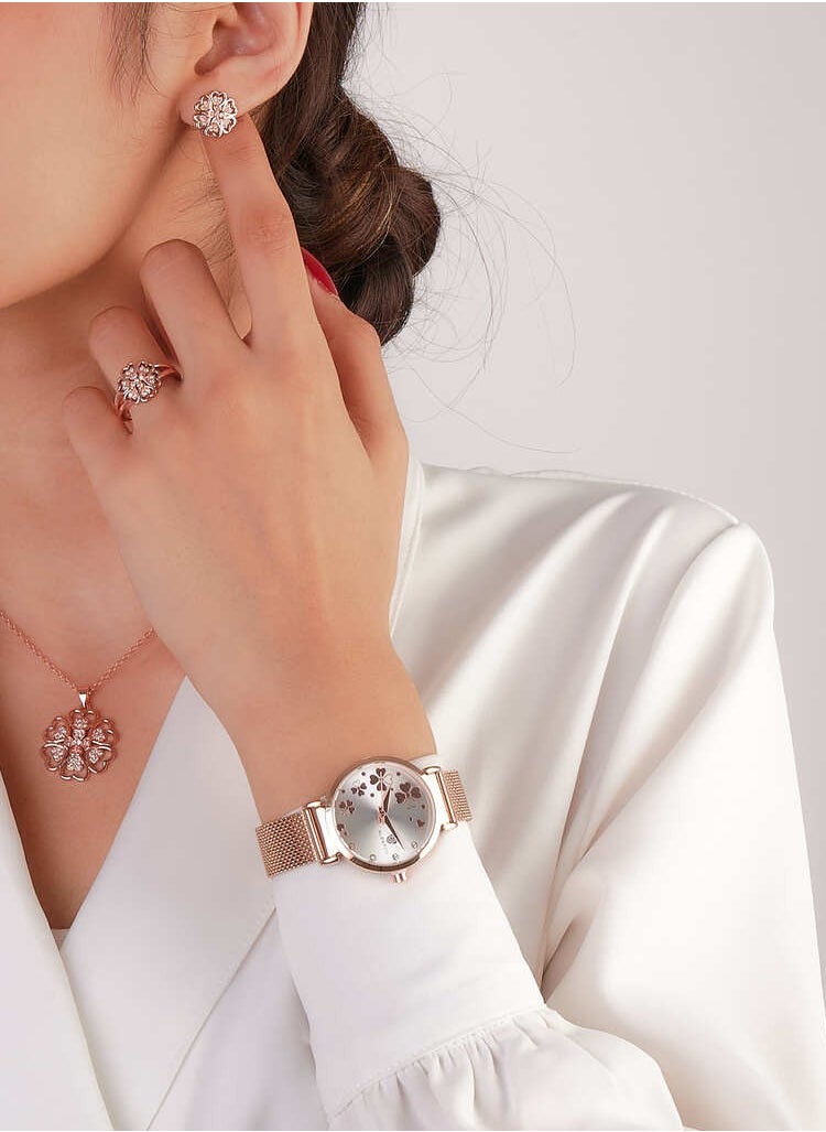 ALBAROO - A set of watch, pendant and earrings in the shape of a rose - Image 1