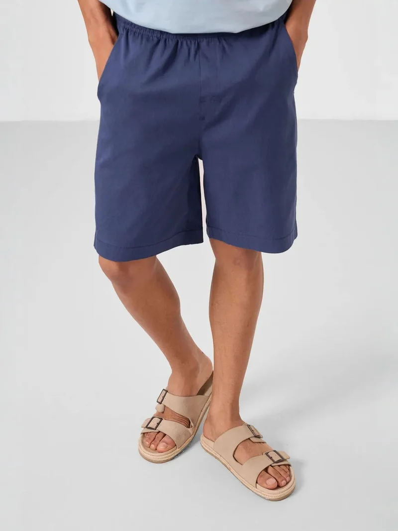 تومي لايف TOMMY Men's Regular Fit Chino Shorts