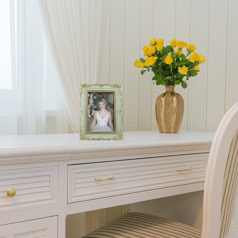 1pc Vintage Photo Frame Useful Picture Frame Decorative Frame for Home Use - Image 4