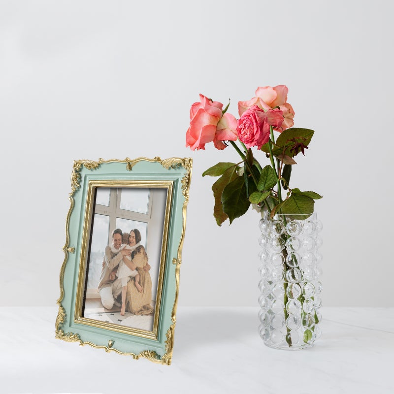 1pc Vintage Photo Frame Useful Picture Frame Decorative Frame for Home Use - Image 1