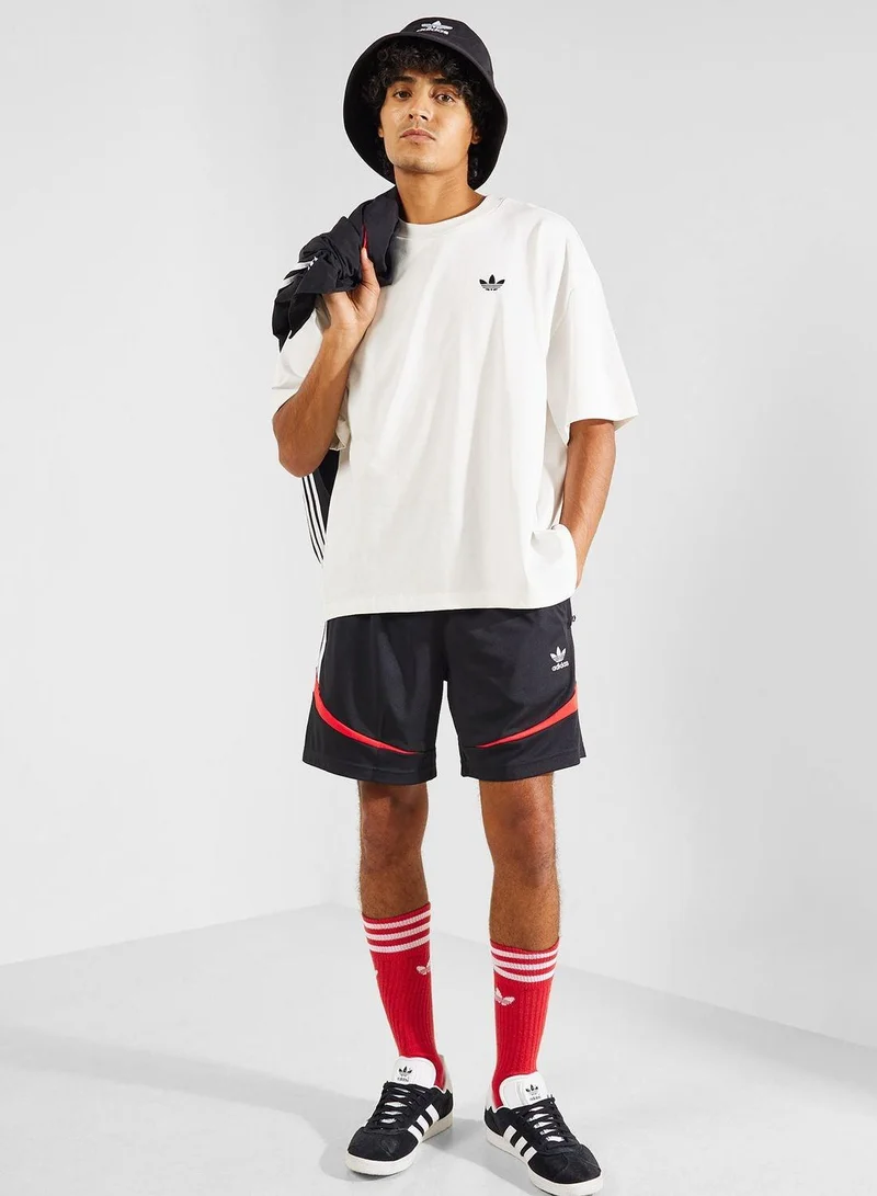 adidas تيشيرت جرافيك أبيض أصلي للجنسين