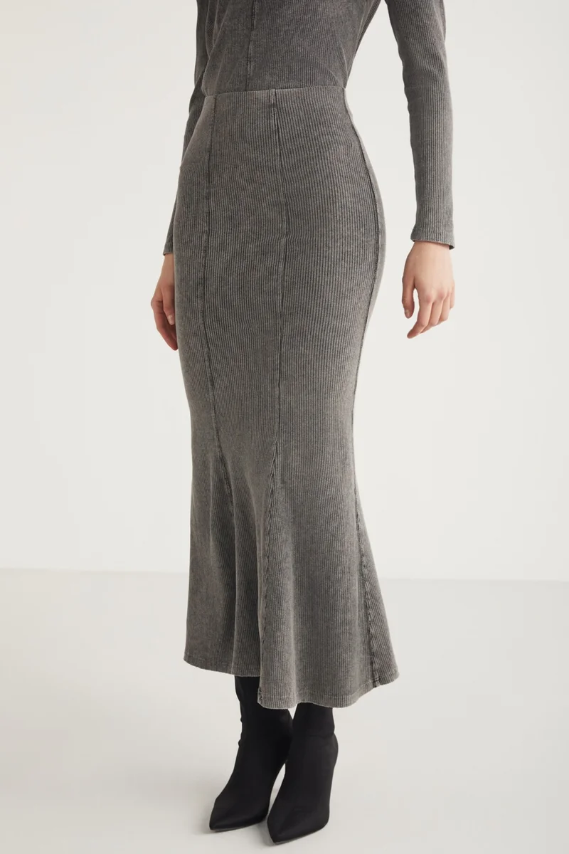 جريميلانج Cateline Women's Slim Fit Elastic Waist Body-hugging Midi Gray Skirt