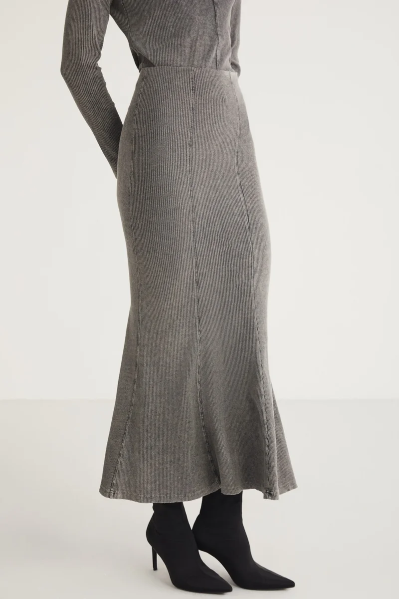 جريميلانج Cateline Women's Slim Fit Elastic Waist Body-hugging Midi Gray Skirt