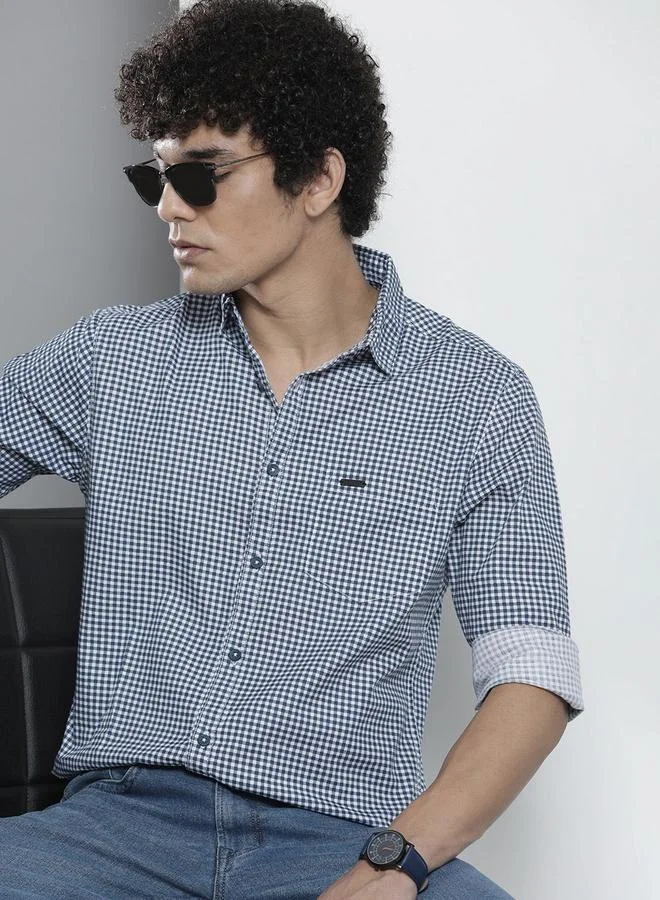 شركة المرآب الهندية قميص رجالي كحلي بنقشة مربعات بياقة مفتوحة