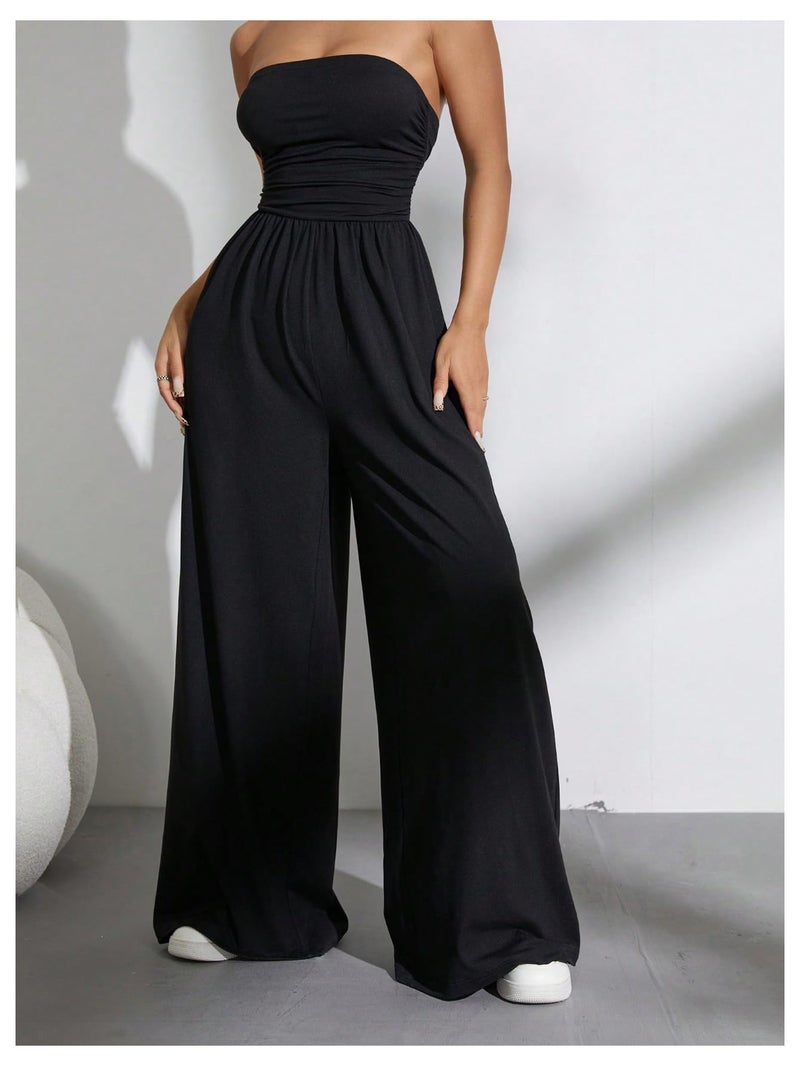 OYOANGLE Women's Strapless Jumpsuits Ruched Wide Leg Tube Romper Vacation Going Out Summer Outfits Black Medium - Image 4