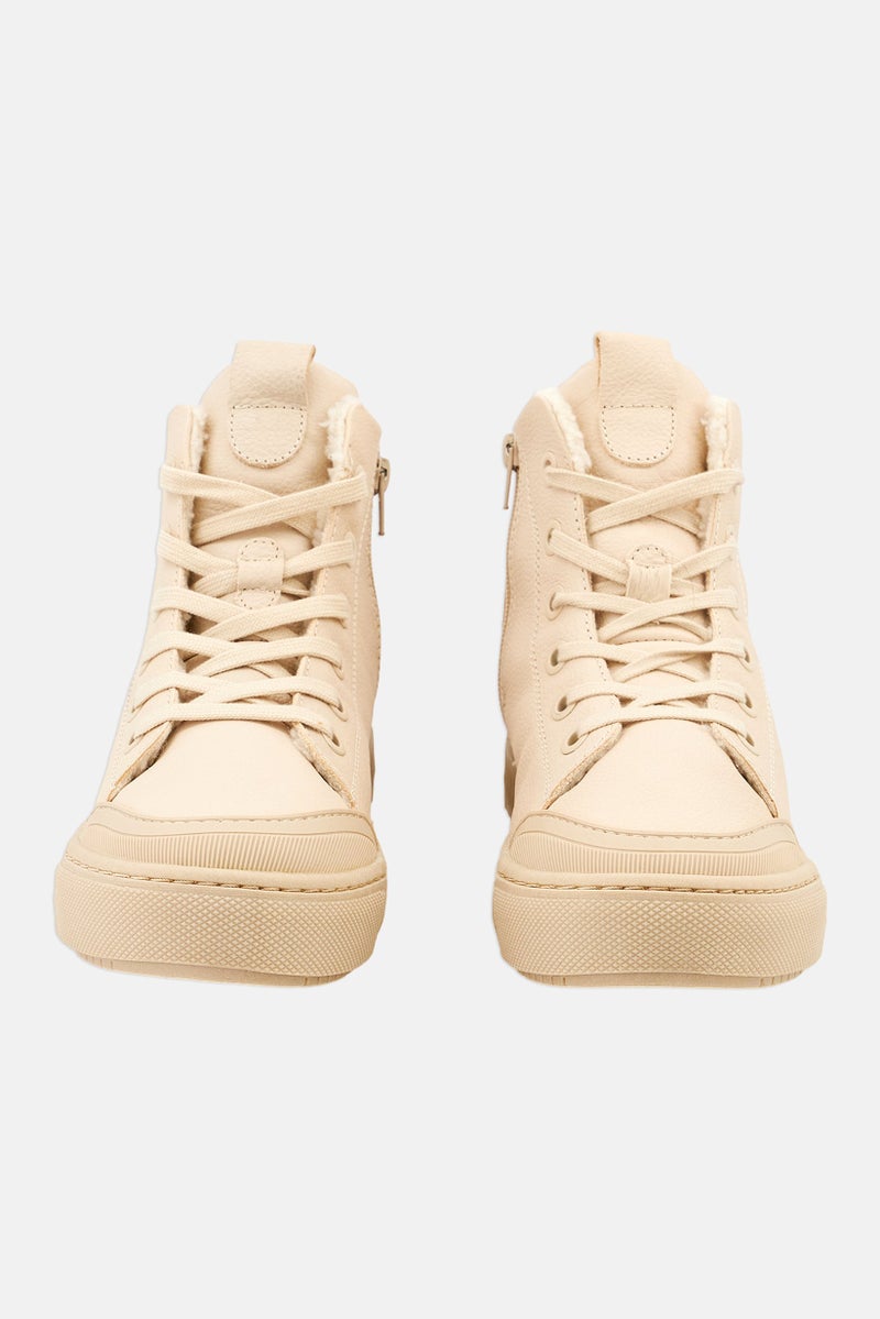 Tchibo حذاء رياضي جلد مبطن للنساء، بيج - Image 2