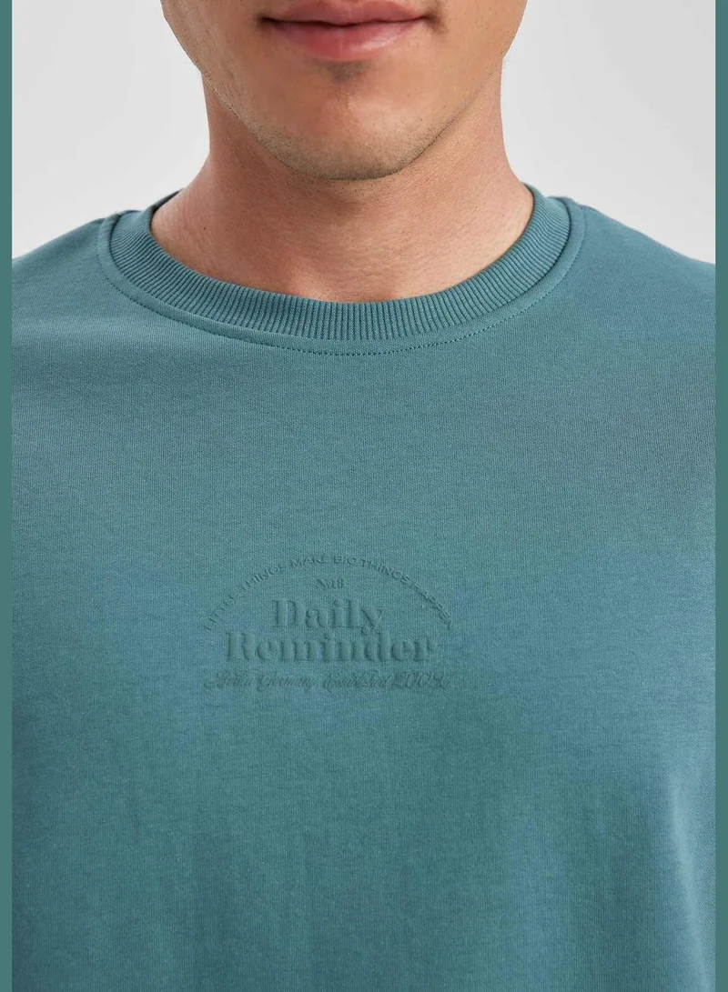 ديفاكتو Man Crew Neck Short Sleeve Knitted T-Shirt