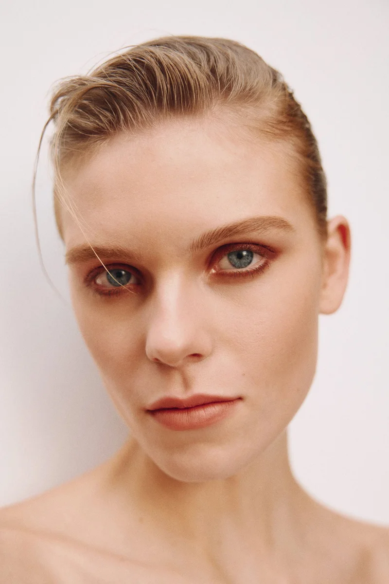 H&M Make It Easy Eyeshadow Pen