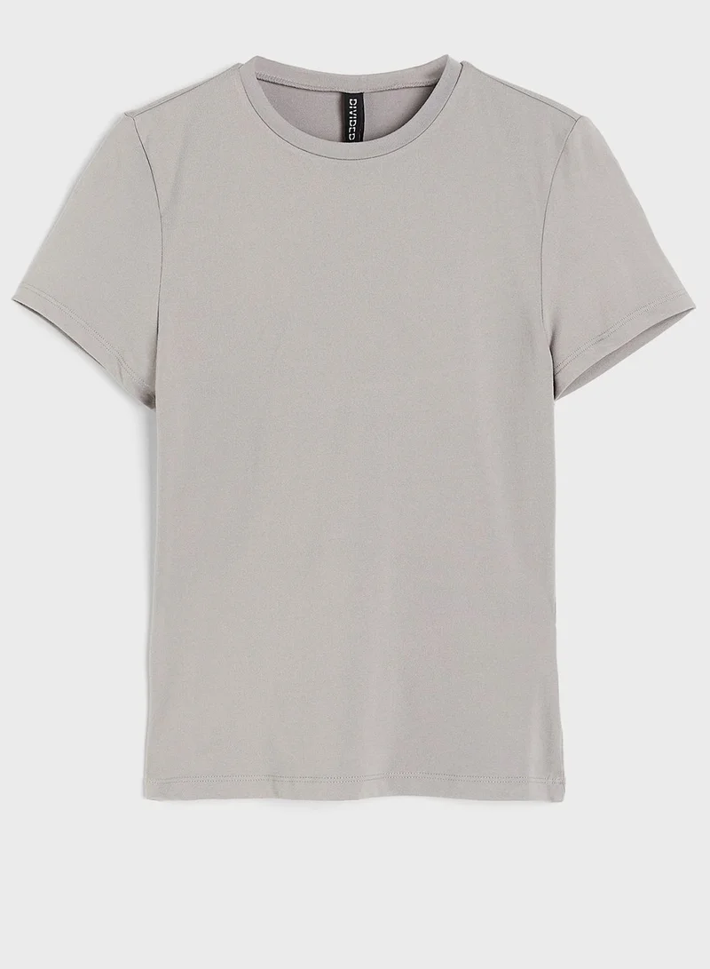 H&M Crew Neck Fitted T-Shirt