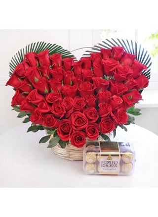 Heart Shaped Arrangement of 50 Red Roses with Ferrero Rocher Chocolate Box - pzsku/Z38F2BA80D0AC8E5E9CF6Z/45/_/1679894683/b4f30940-ae77-4fc4-be46-bfc00c9c7861