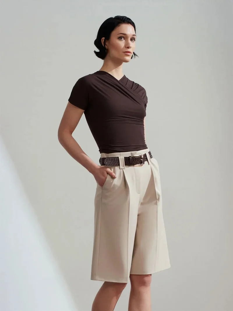 ديلفين Dilvin High-Waist Belted Wide-Leg Tailored Shorts