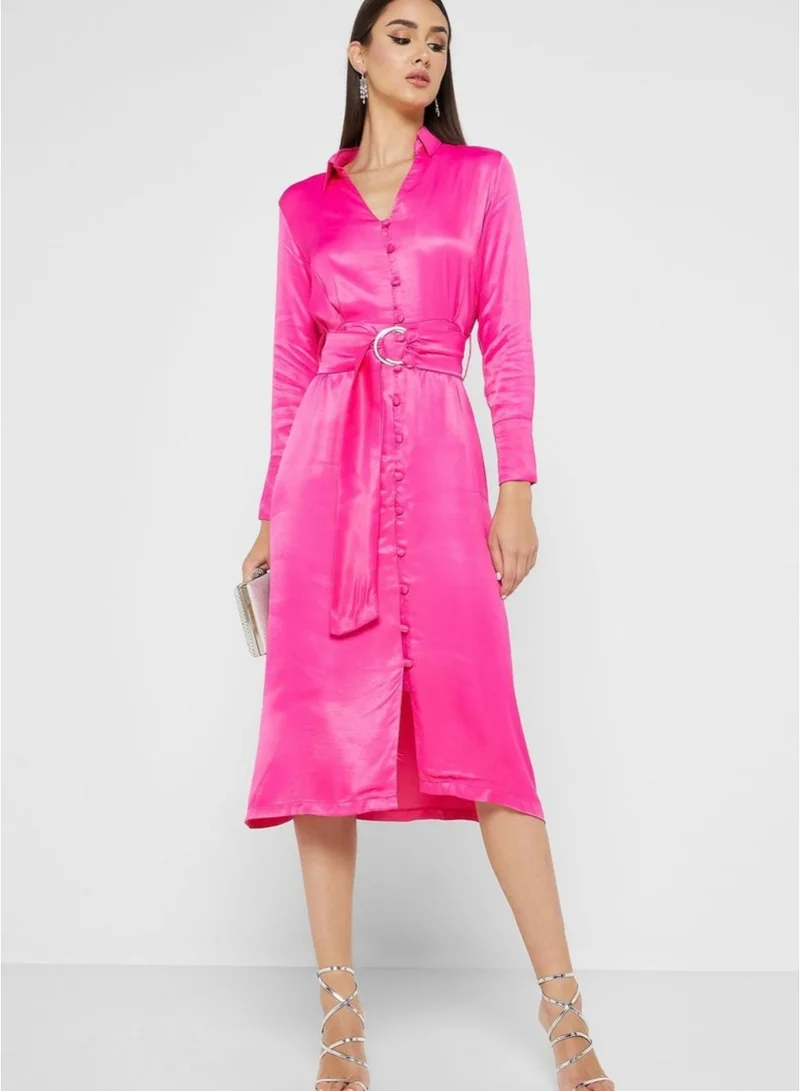 فاشونارا فستان قميص حريري باللون الوردي بأكمام طويلة وياقة