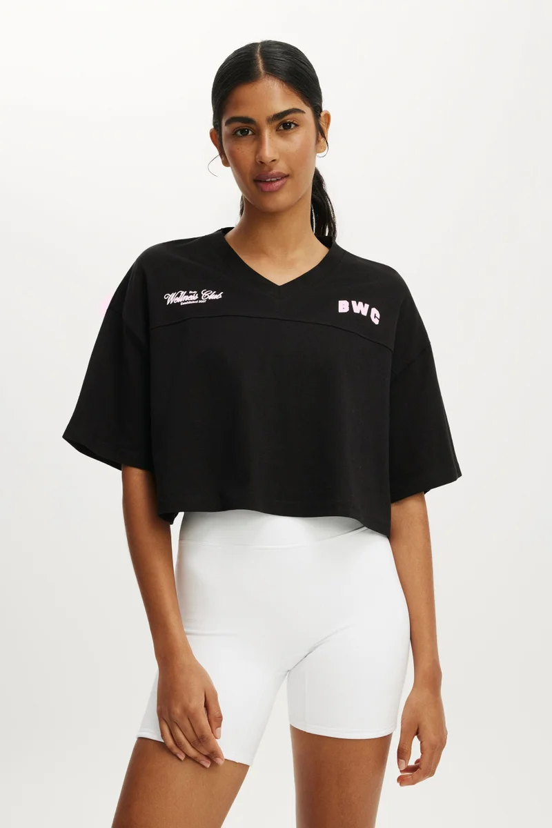 CROPPED GRAPHIC SPORTY TEE