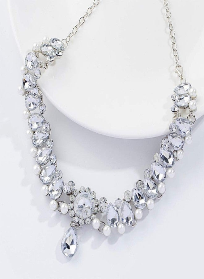 يرتير قلادة YERTTER العصرية اللامعة للنساء، مزينة باللؤلؤ والكريستال والماس، قلادة تشوكر كبيرة الحجم مرصعة بأحجار الراين، مناسبة للعرائس والنساء (فضية) - Image 3