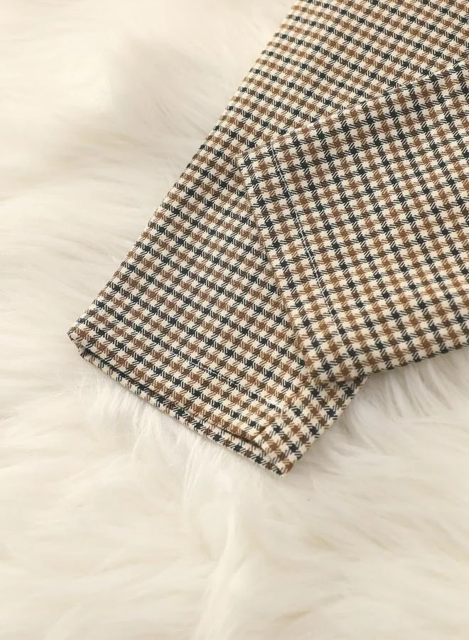 تايك تو طقم توب سادة بنسيج بارز مع بنطال بنقشة مربعات