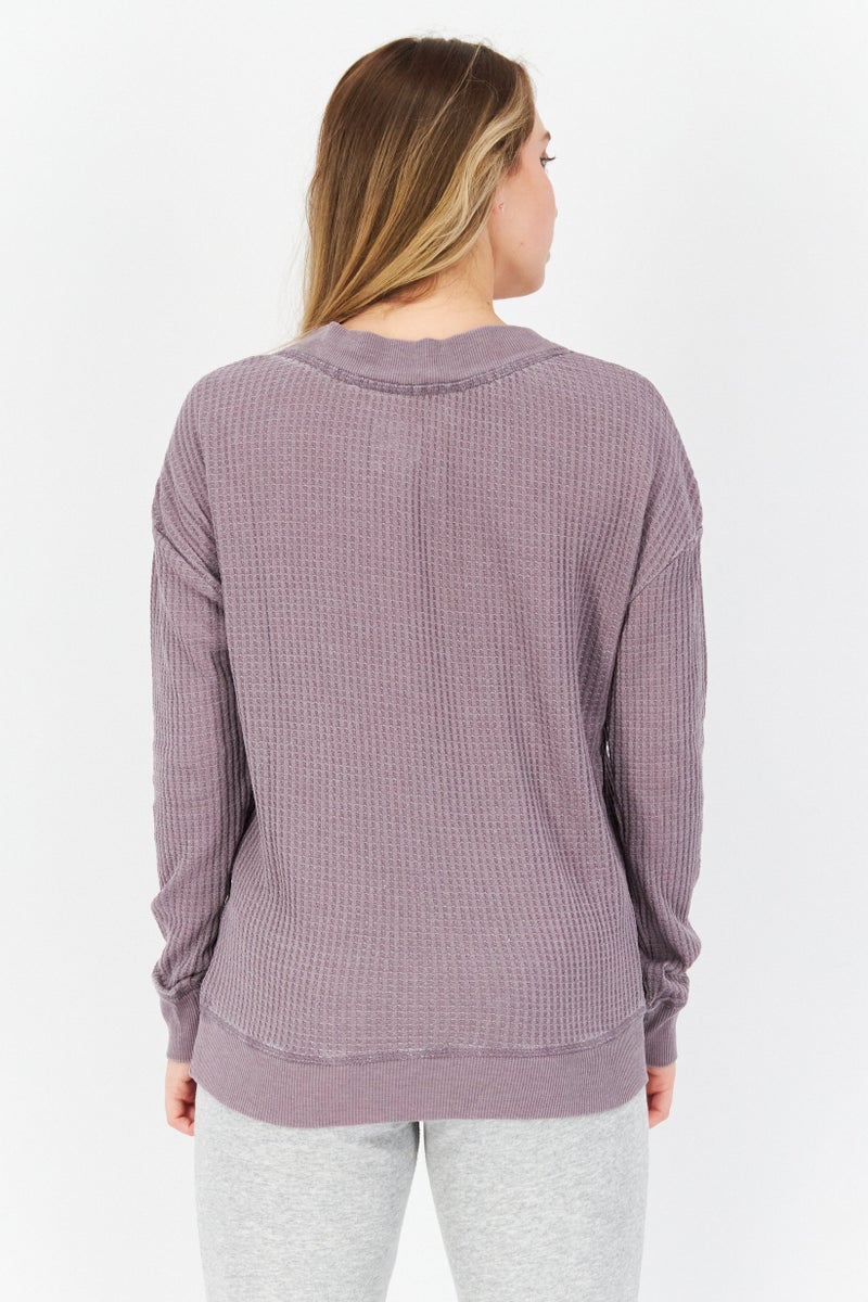 Marc New York سويت شيرت نسائي بياقة دائرية بأكمام طويلة، موف - Image 3