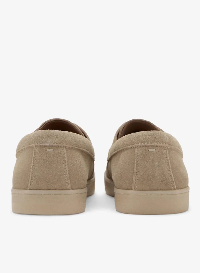 مانجو مان حذاء جلد سويدي برباط