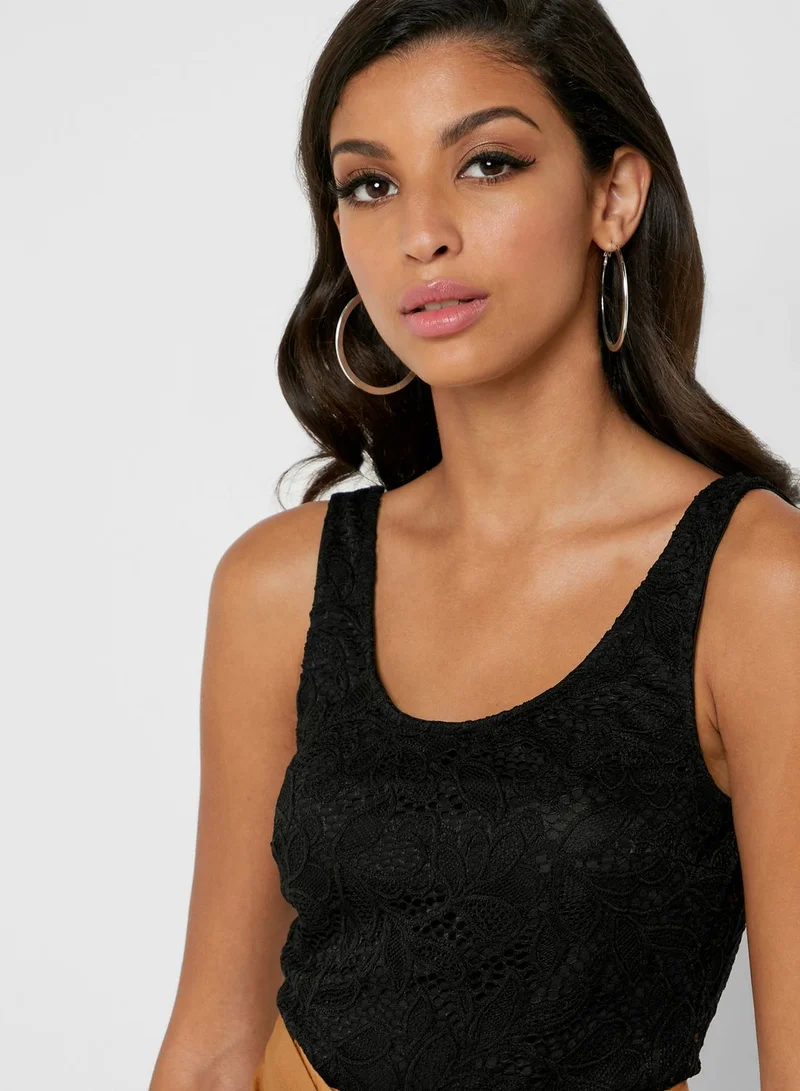 ريزرفد Lace Back Scoop Body