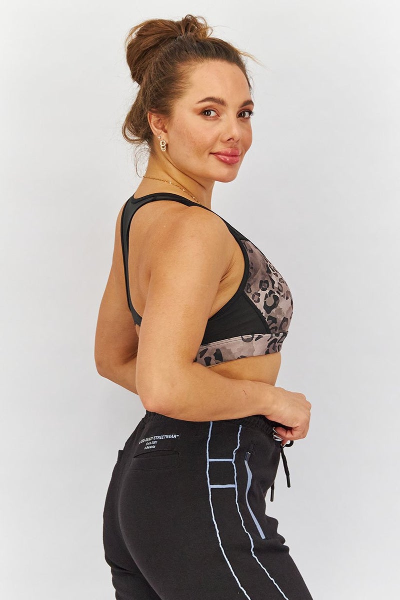 Reebok Women Padded Animal Print Sports Bra, Multicolor - Image 4