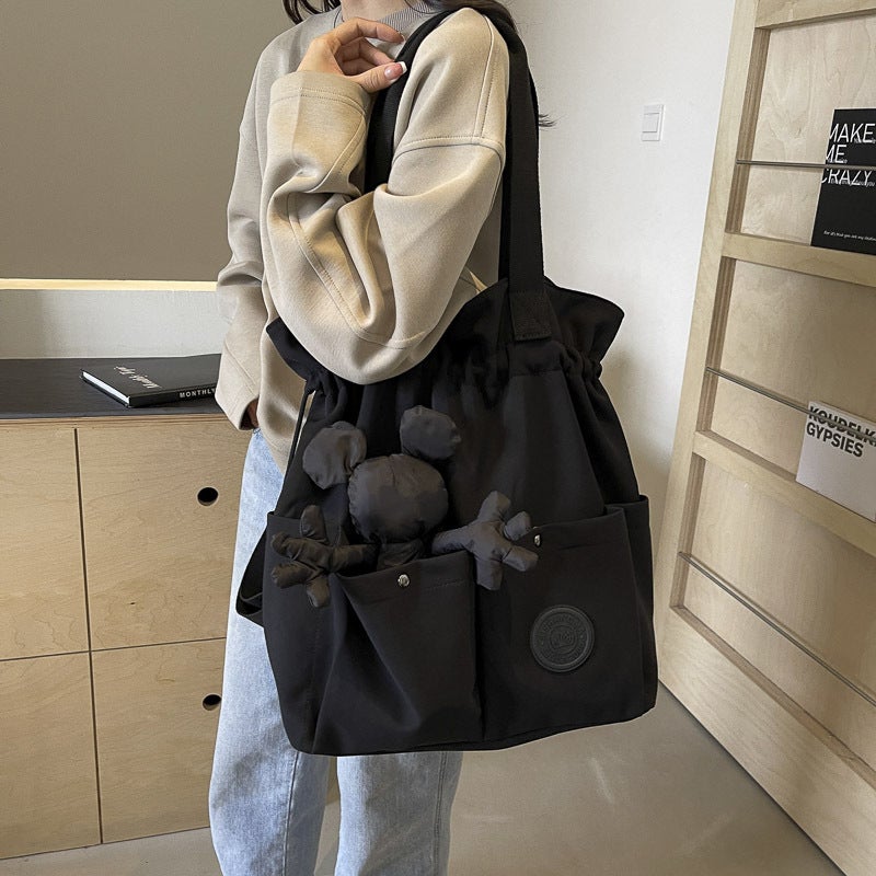 حقيبة ظهر نسائية خفيفة الوزن للتنقل والسفر، سعة كبيرة 20-35 لتر، تناسب لابتوب 15 بوصة - Image 2