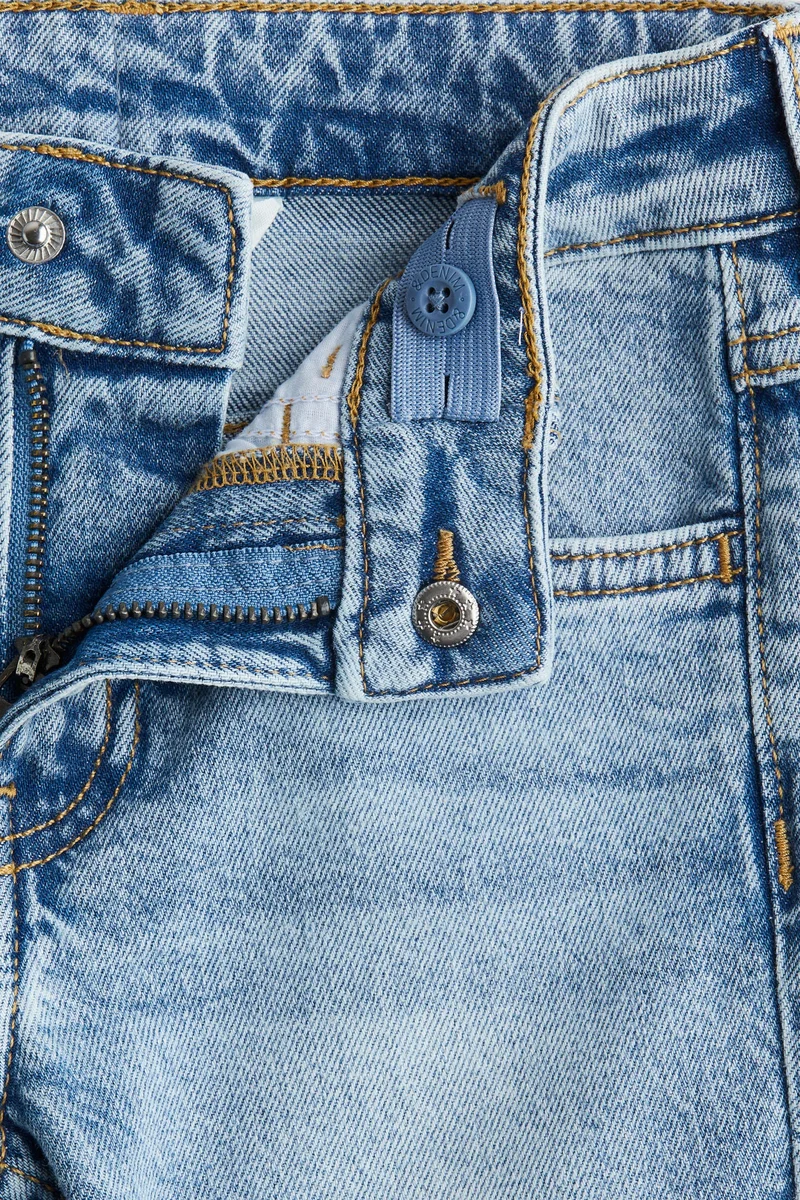 H&M Relaxed Tapered Fit Jeans