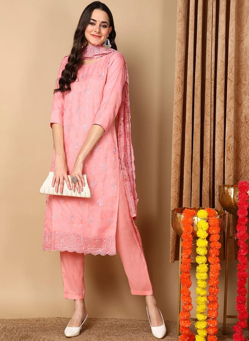 ZERESOUQ Pink Organza Floral Embroidered Straight Kurta Trouser With Dupatta