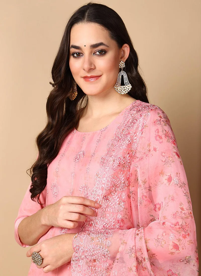 ZERESOUQ Pink Organza Floral Embroidered Straight Kurta Trouser With Dupatta