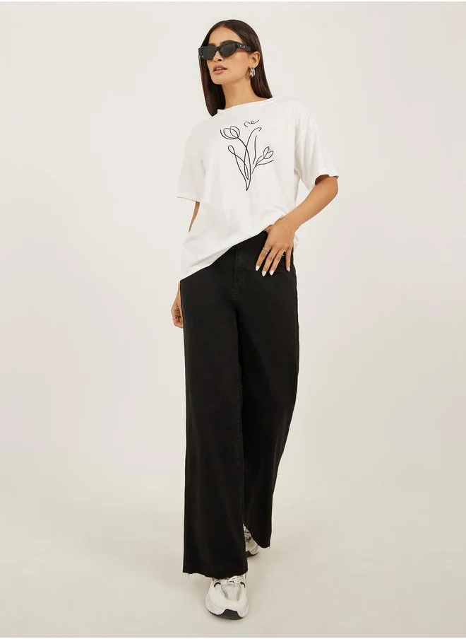 ستايلي Styli Women White Graphic Print Short Sleeve Oversized T-Shirt