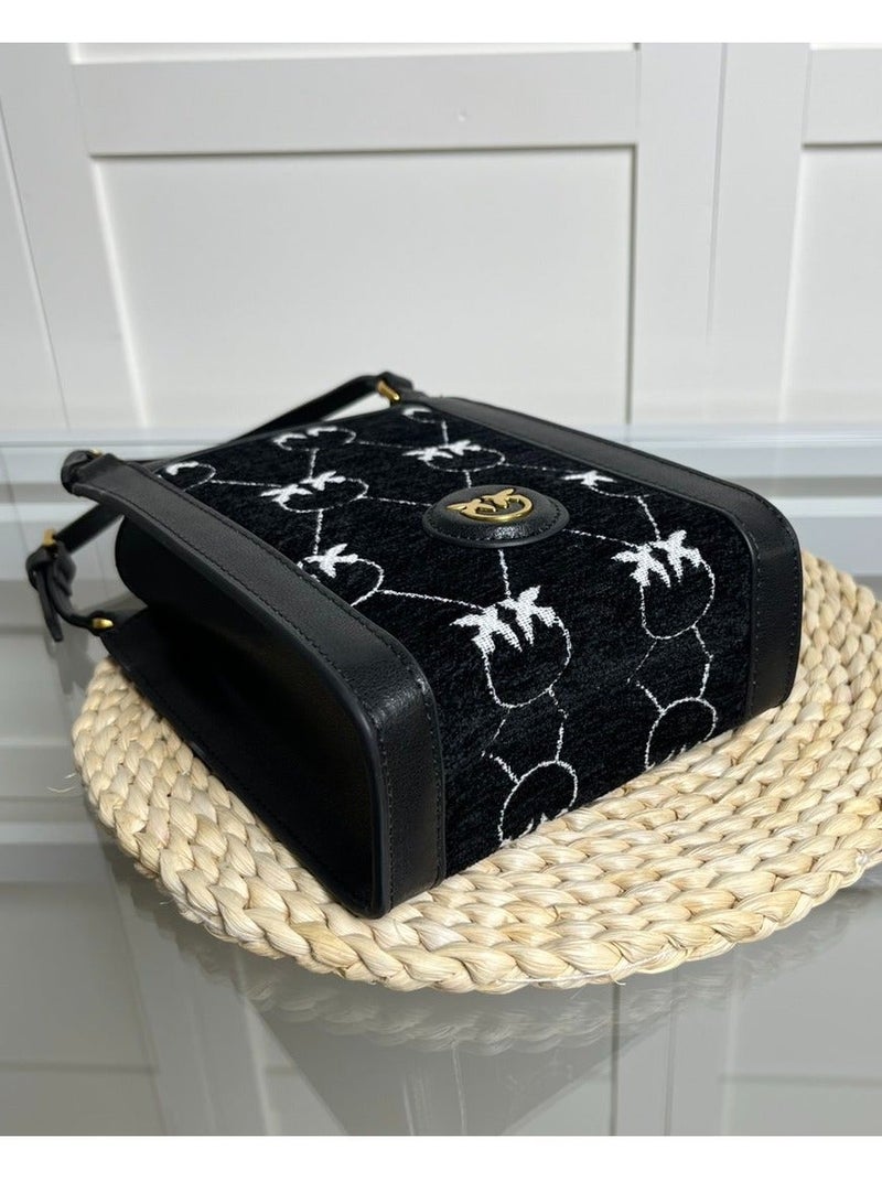 Pinko Mini Shoulder Handbag 18*12*4cm - Image 5