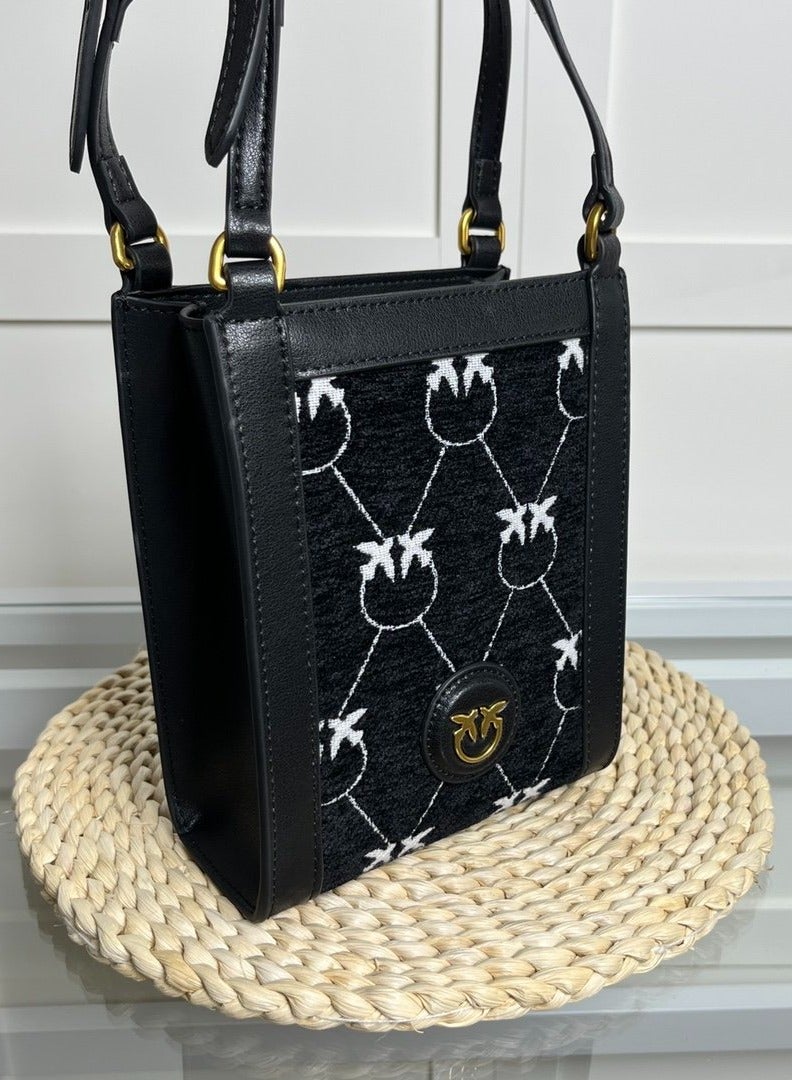 Pinko Mini Shoulder Handbag 18*12*4cm - Image 2