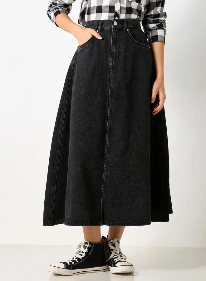 Lee Cooper Solid A-line Denim Midi Skirt with Pockets