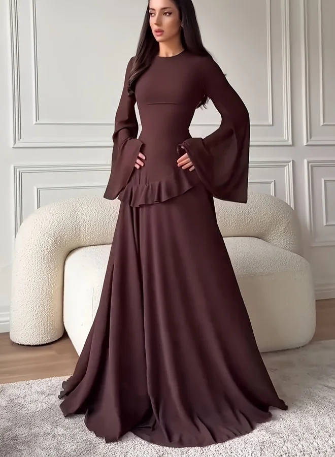 تايك تو فستان طويل بحافة واسعة سادة ومكشكش