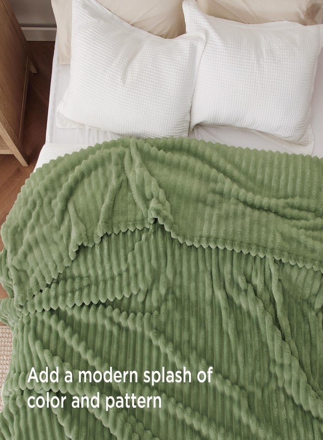 Bedsure GentleSoft Reseda Fleece King Blanket for Couch - Cozy Soft Blankets for Women, Cute Small Throws for Girls, 108x90 Inches - Image 3