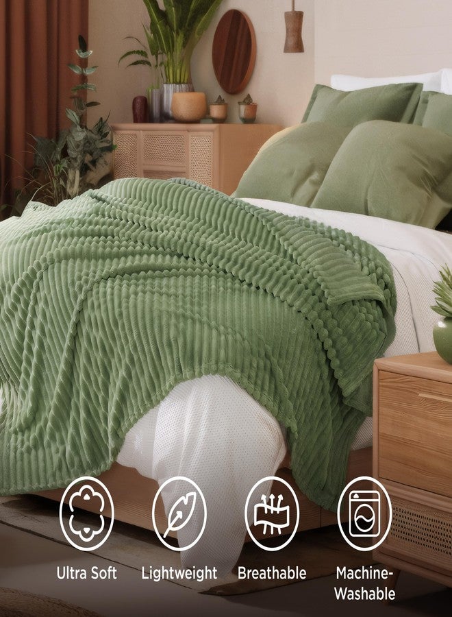 Bedsure GentleSoft Reseda Fleece King Blanket for Couch - Cozy Soft Blankets for Women, Cute Small Throws for Girls, 108x90 Inches - Image 5