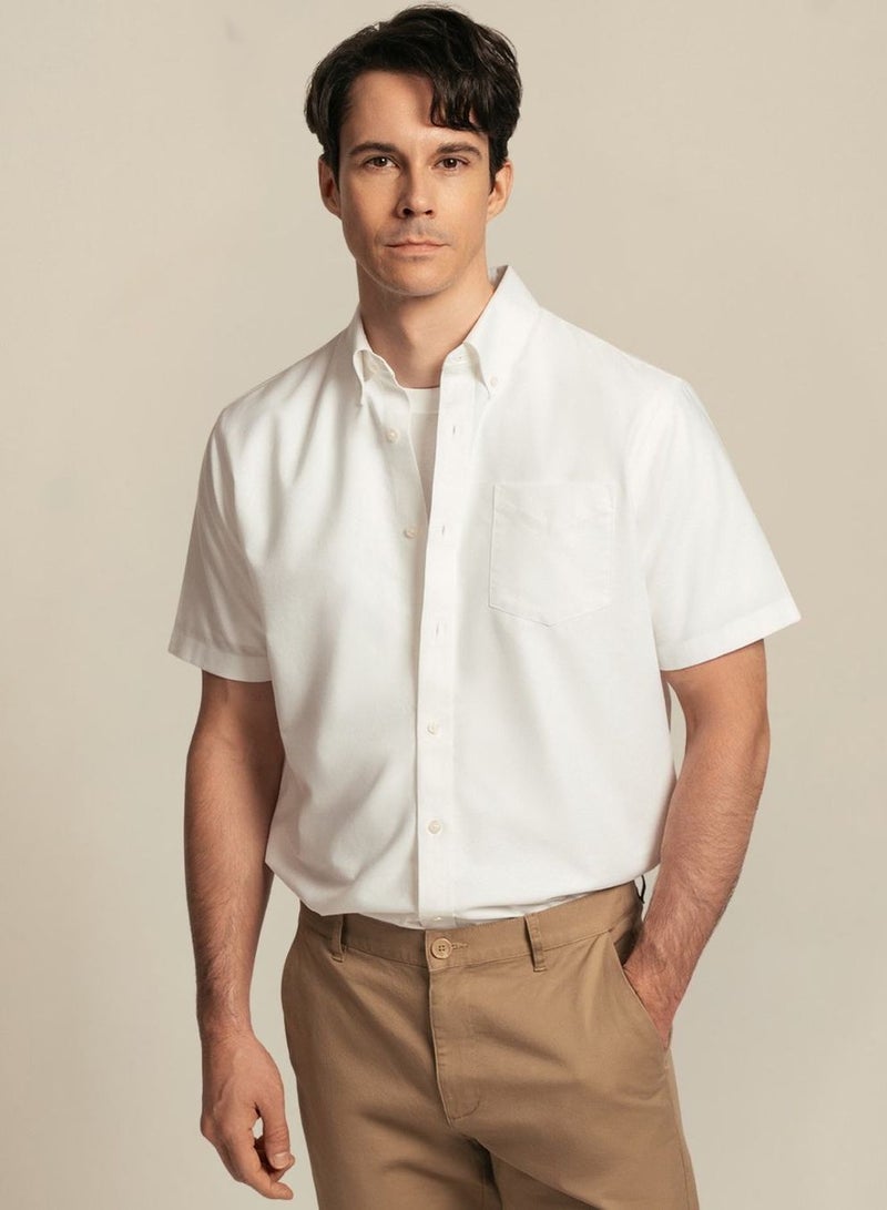 GIORDANO Men’s Regular Fit Wrinkle‑Free Short Sleeve Oxford Shirt - Image 1