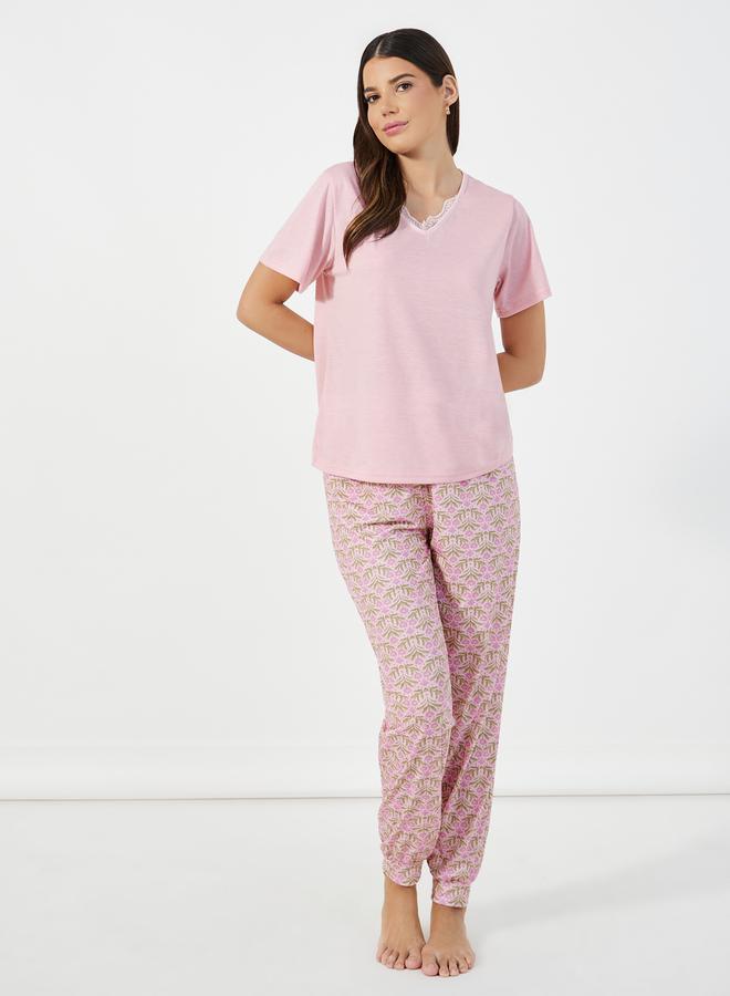 Styli V Neck Scallop Floral Lace Trim T-Shirt & Floral Print Cuffed Pyjama Set - Image 1