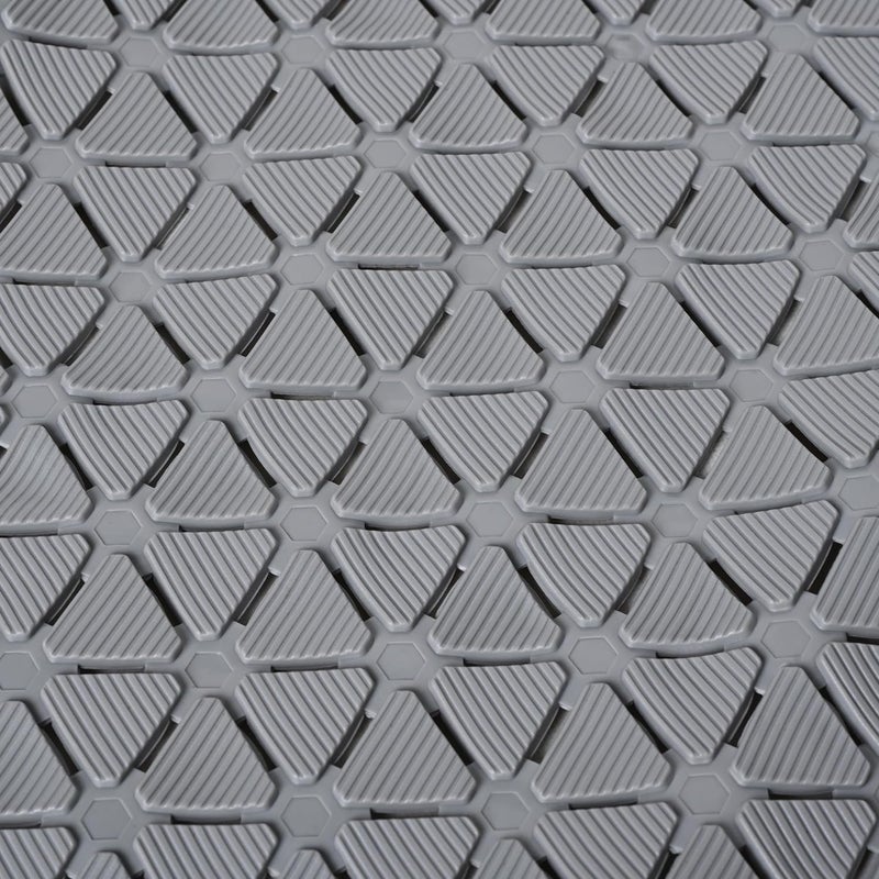 JUGTE حصيرة استحمام مع أكواب شفط وفتحات تصريف، غير قابلة للانزلاق، حصيرة استحمام بلاستيكية مضادة للانزلاق من مطاط PVC أفضل حصائر الاستحمام للاستحمام بالدخول (رمادي) - Image 3