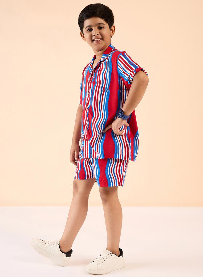 ستايلو بج طقم قميص وشورت بطبعة خطوط وياقة ستايلو باغ - Image 3