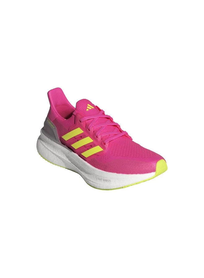 adidas أديداس ألترابوست 5 دبليو وردي للنساء مقاس 3.5