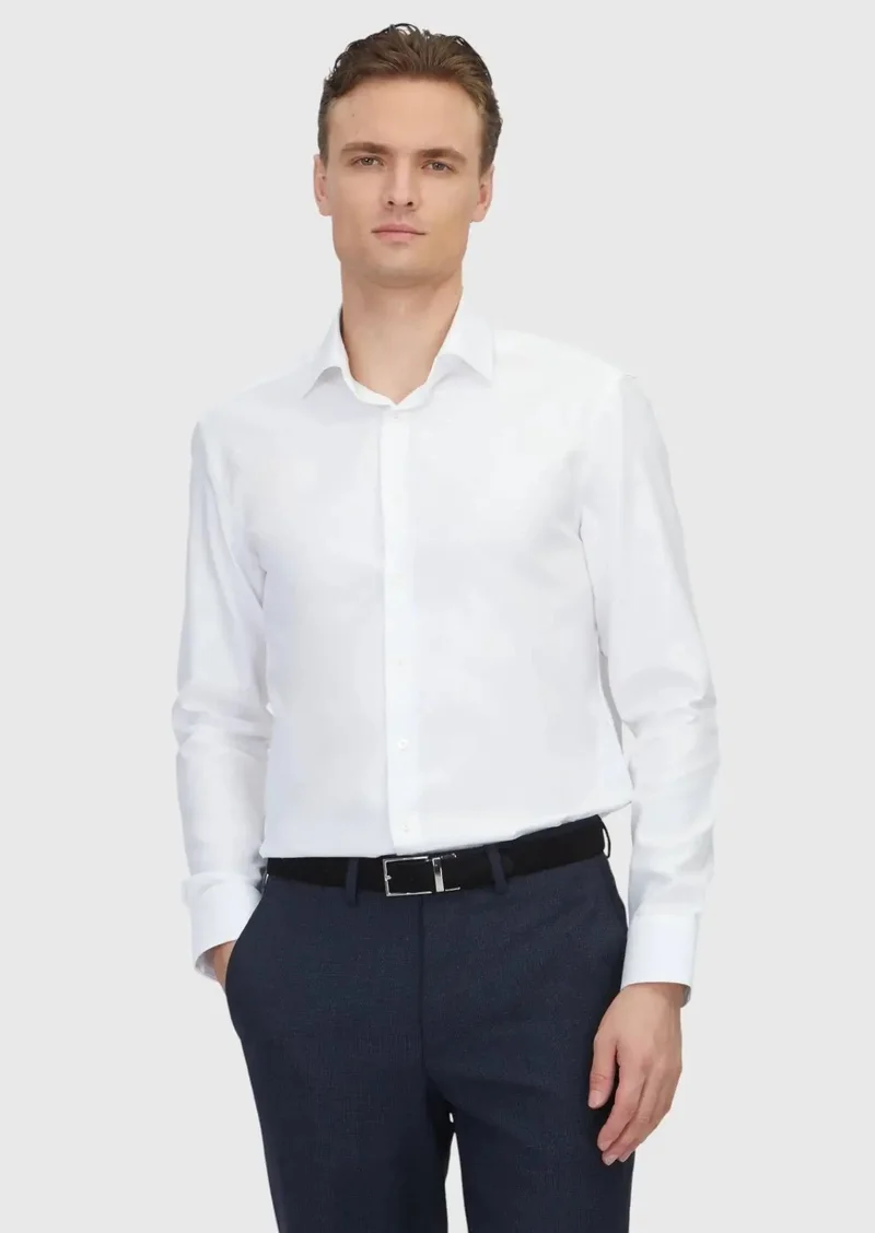 رامسي قميص أبيض منقوش بقصة عادية، مصنوع من القطن الكلاسيكي 100%