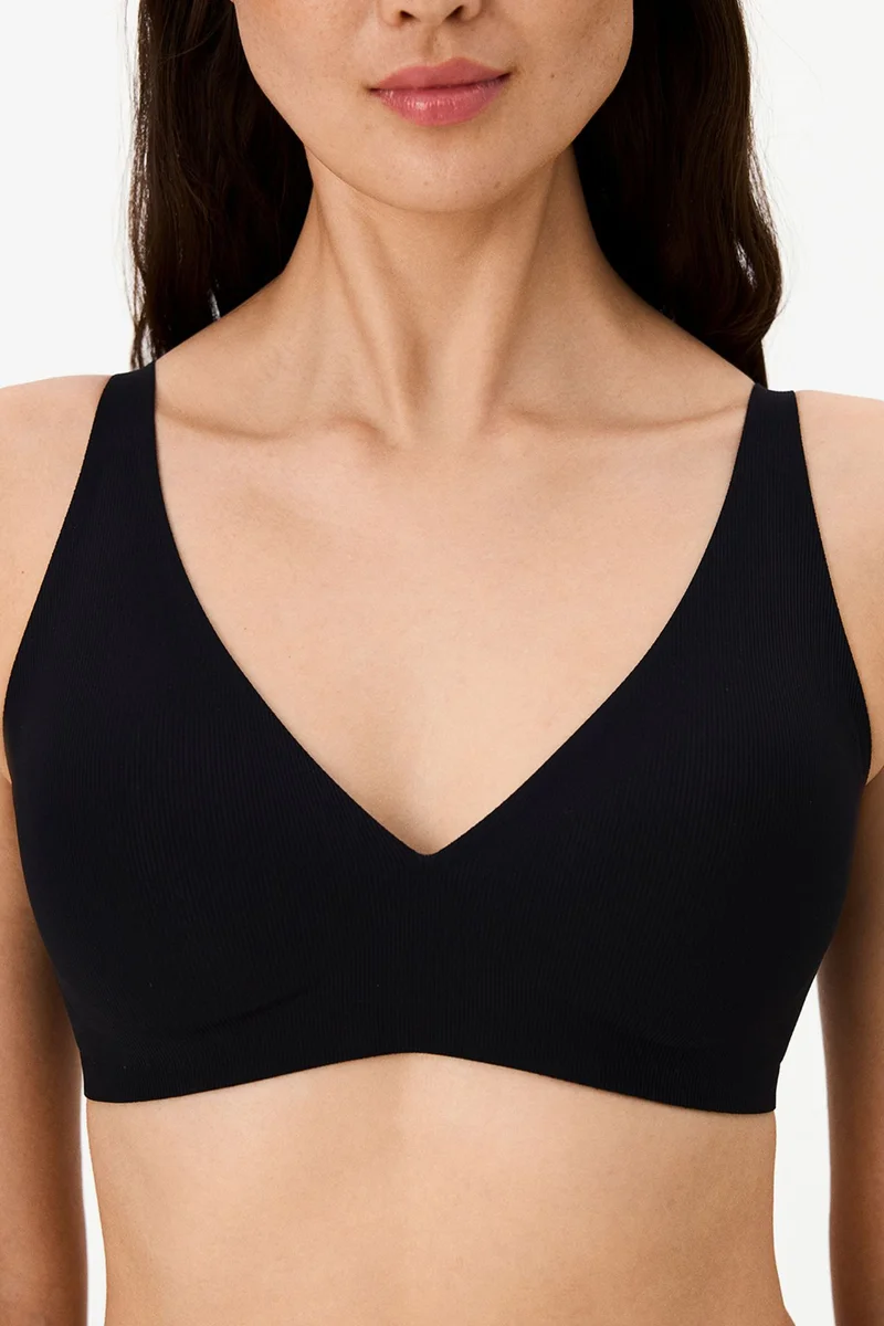 بنتي PENTI No-Show Fit Decolette Padded Bra