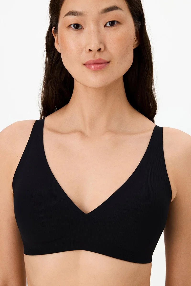 بنتي PENTI No-Show Fit Decolette Padded Bra