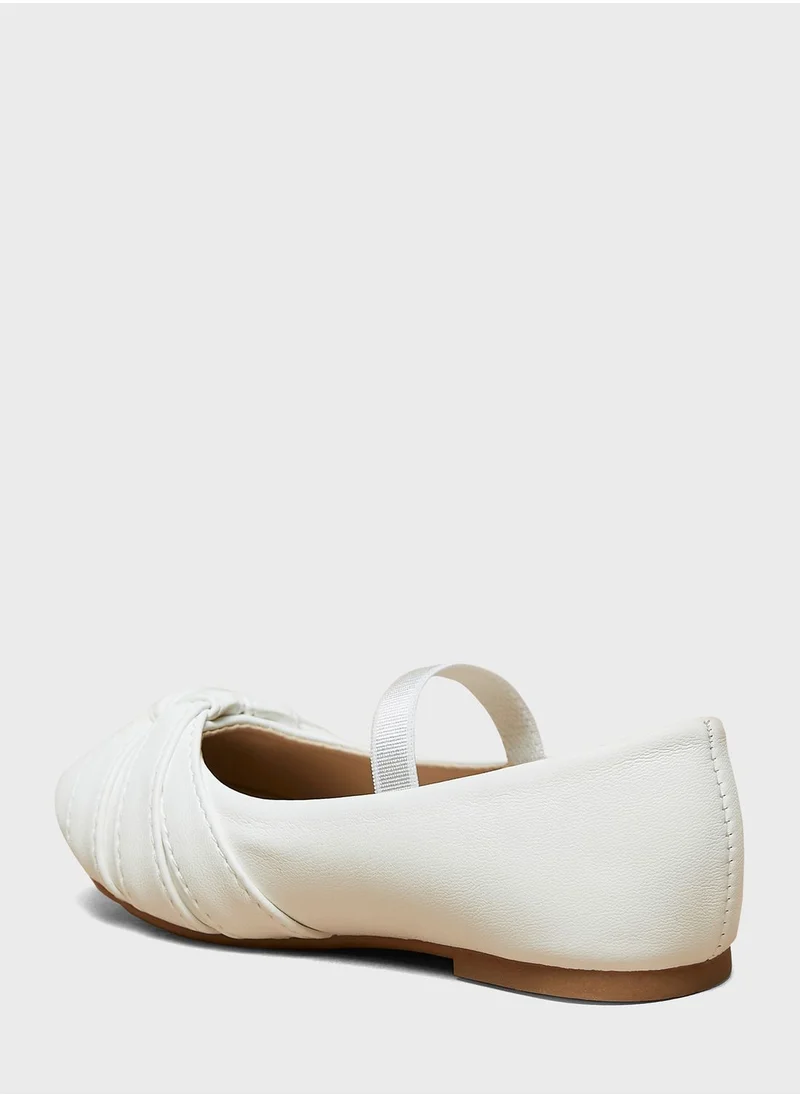 شو اكسبرس Kids Cross Strap Ballerinas
