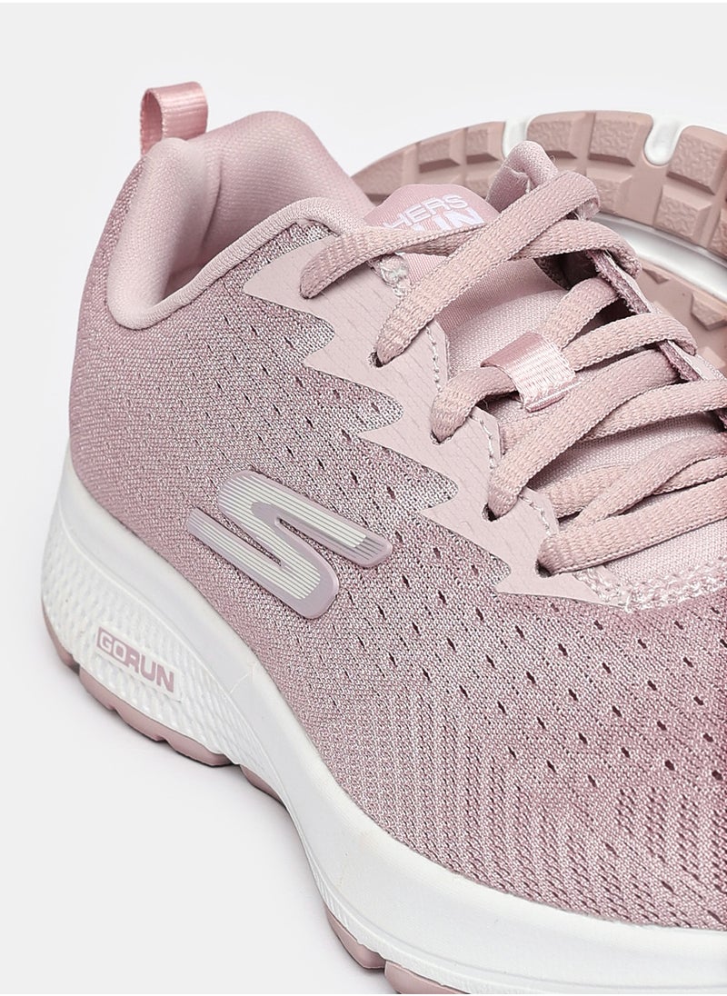 SKECHERS - انطلق للجري بأحذية ذات أداء متسق - Image 1